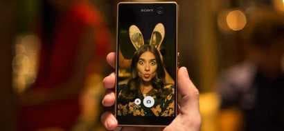 Capture moments with the Xperia M5