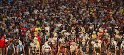 Keeping track of 35000 riders