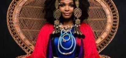 21 Icons celebrates Simphiwe Dana
