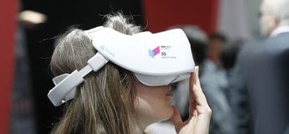 From folders to fat phones: MWC 2019’s trends