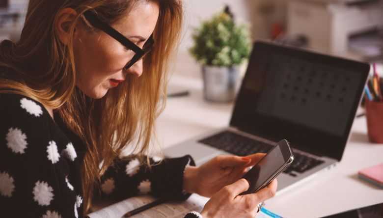 Keeping track of 35000 riders