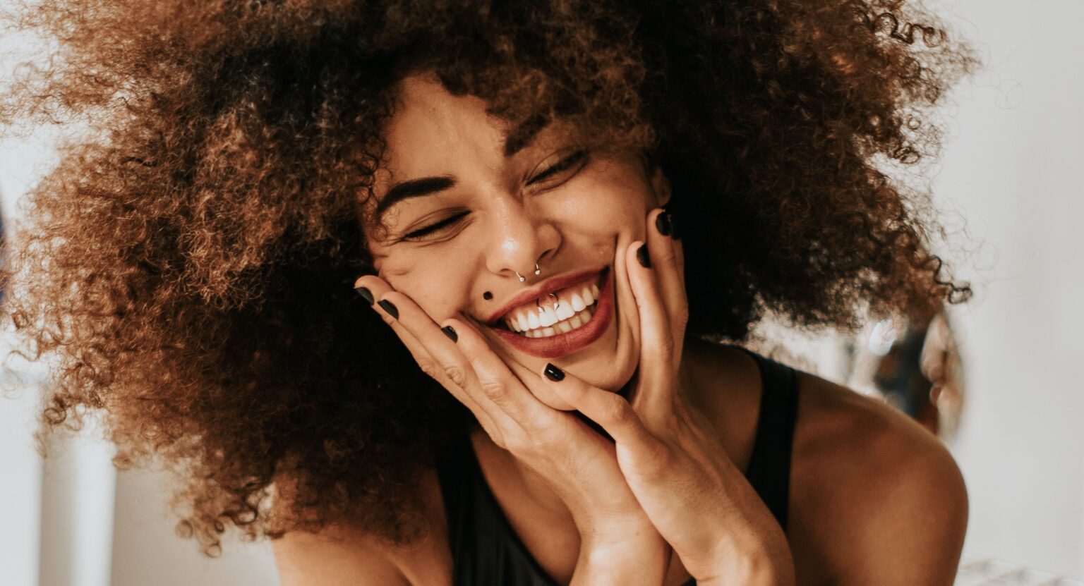 Win your share of R50 000 in shopping vouchers on the VodaPay App!