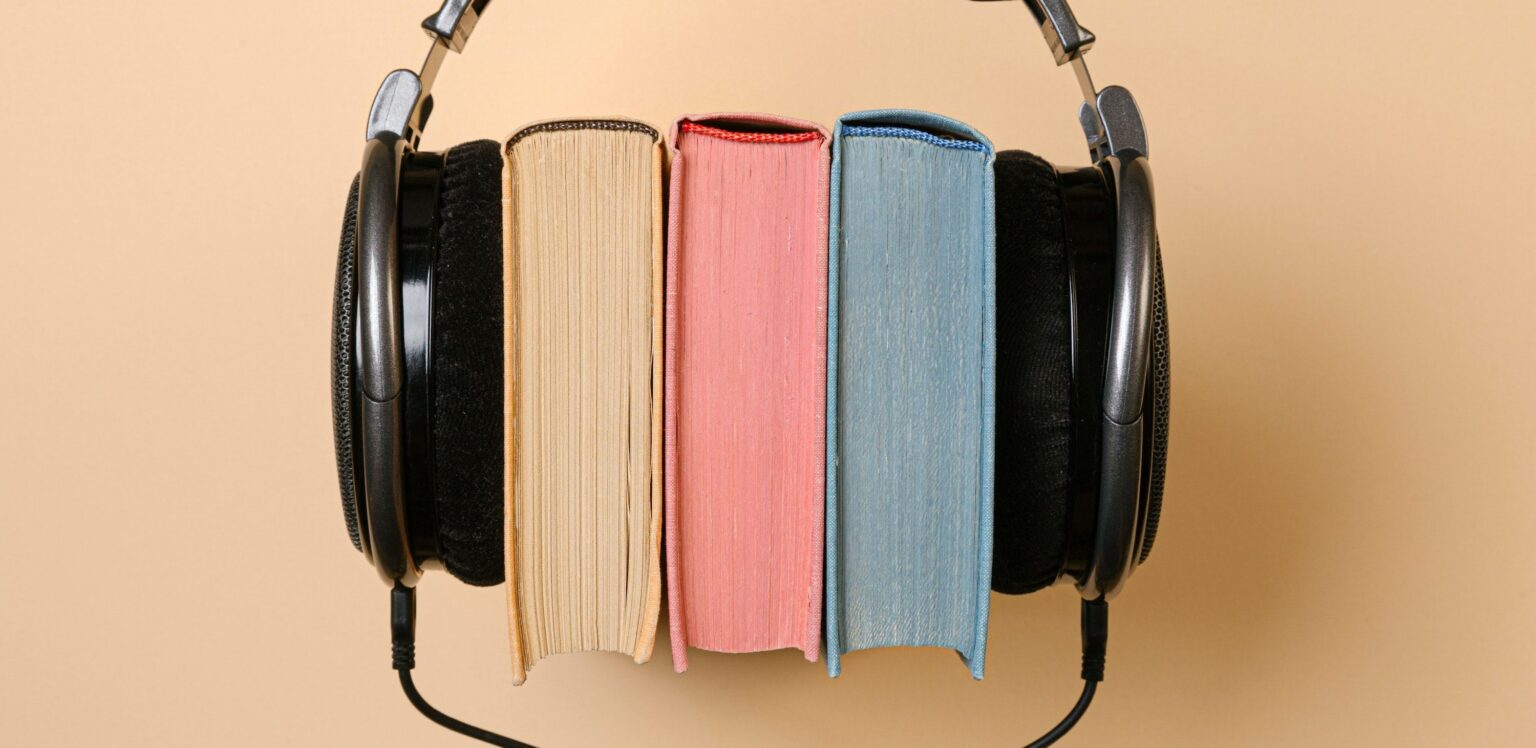 The 7 Audiobooks you have to listen to this summer