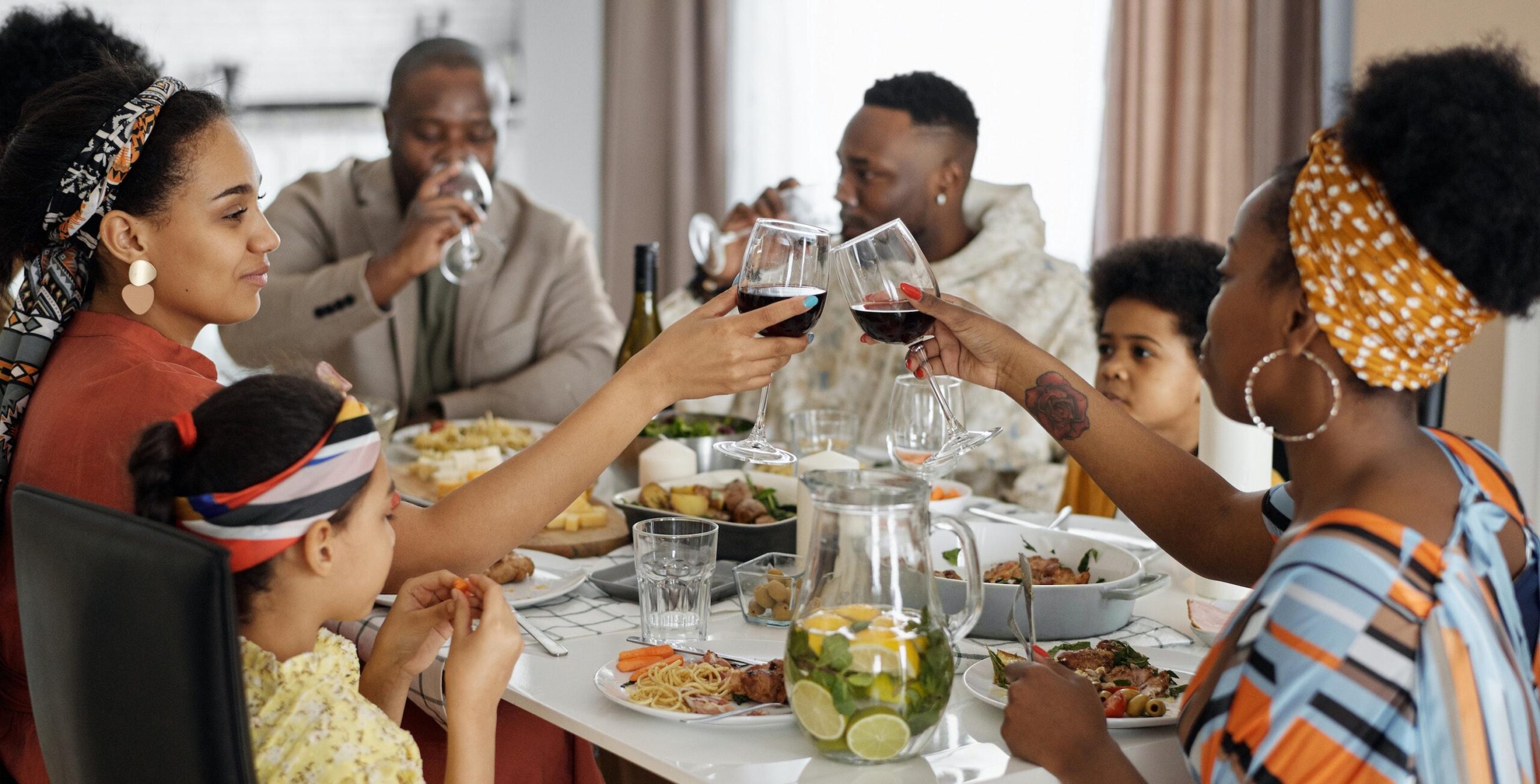 7 great deals on VodaPay for your April holidays