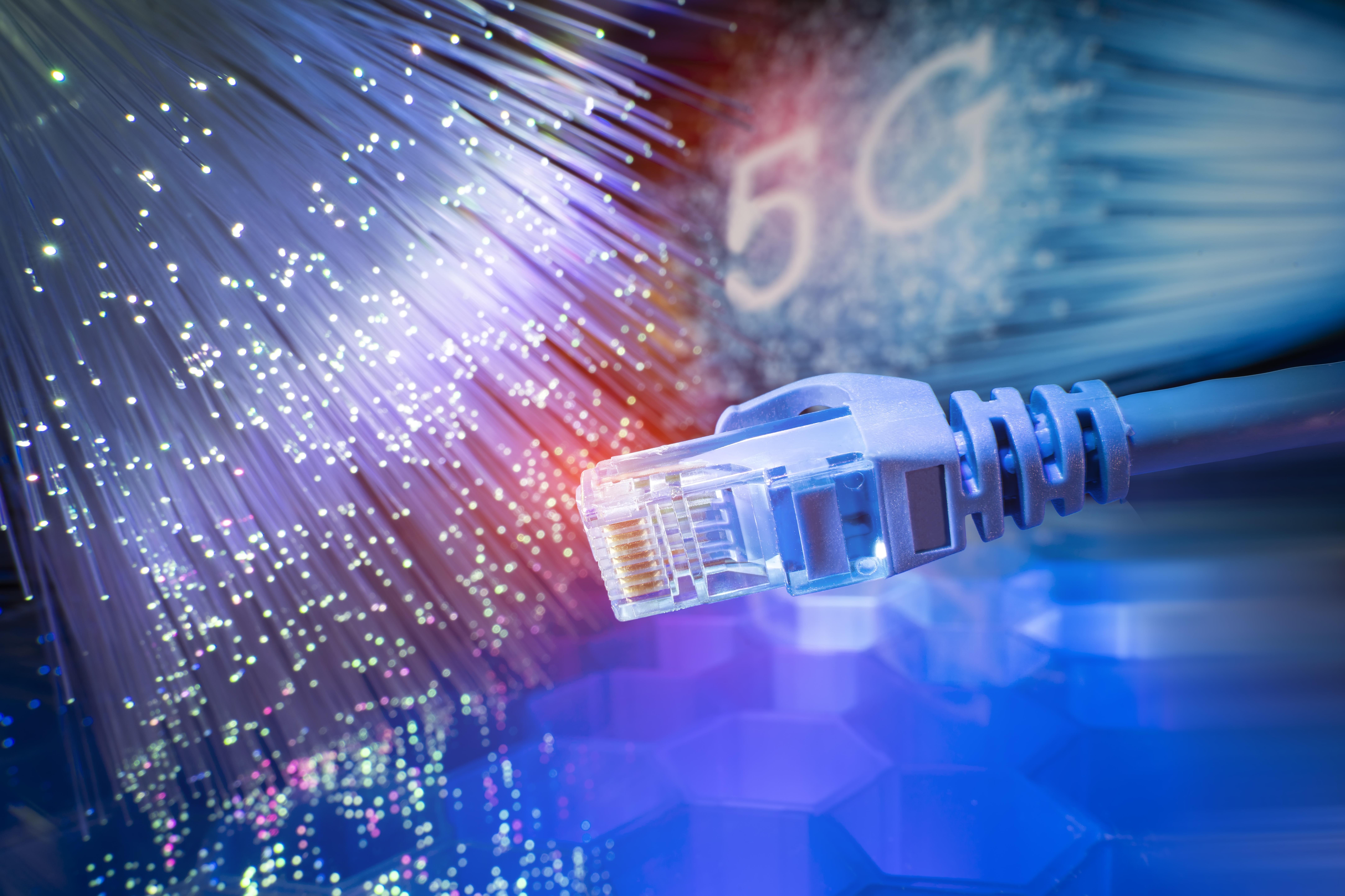 5G vs fibre – what's the difference?