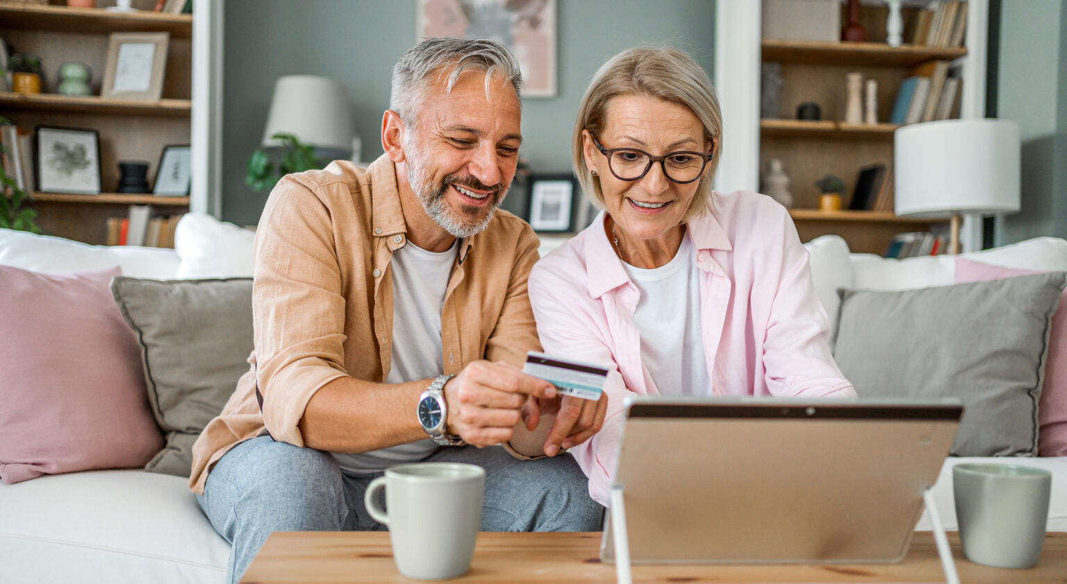 Here’s How To RICA Your SIM Card Online From Home