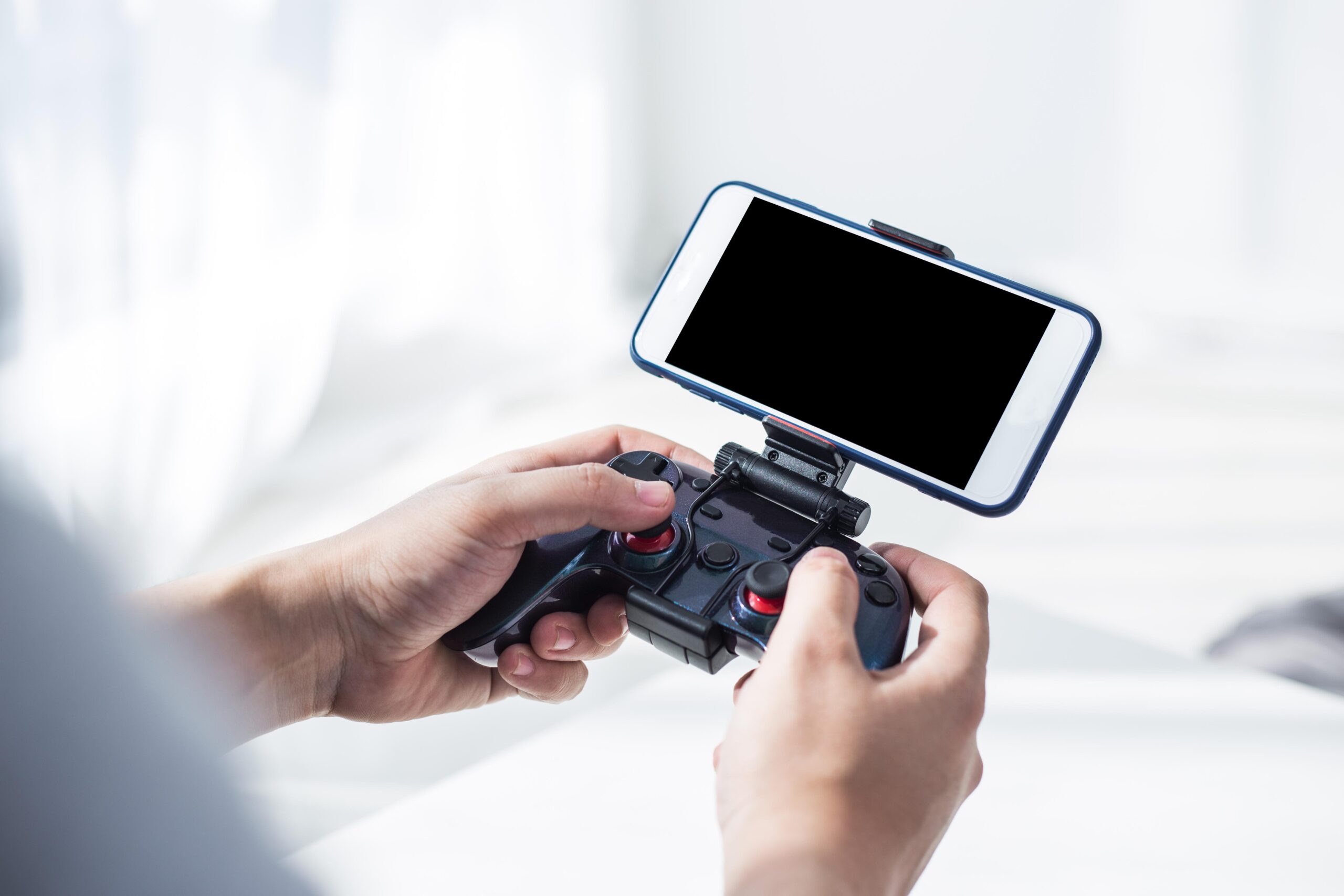 The best mobile phone controllers for on-the-go gaming